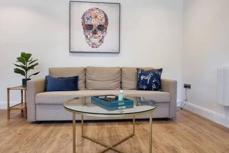 לונדון Beautiful Apartment Overlooking A Garden מראה חיצוני תמונה